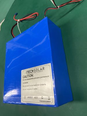 Buon prezzo Uscita di tensione stabile 4S8P 48AH 12,8 V Batteria Lifepo4 Per lo stoccaggio dell'energia solare in linea